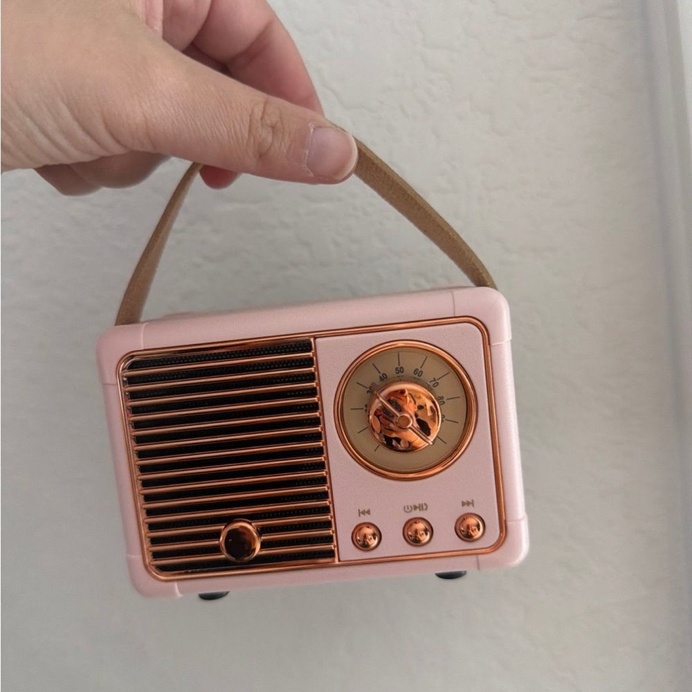 Bluetooth speaker rechargeable